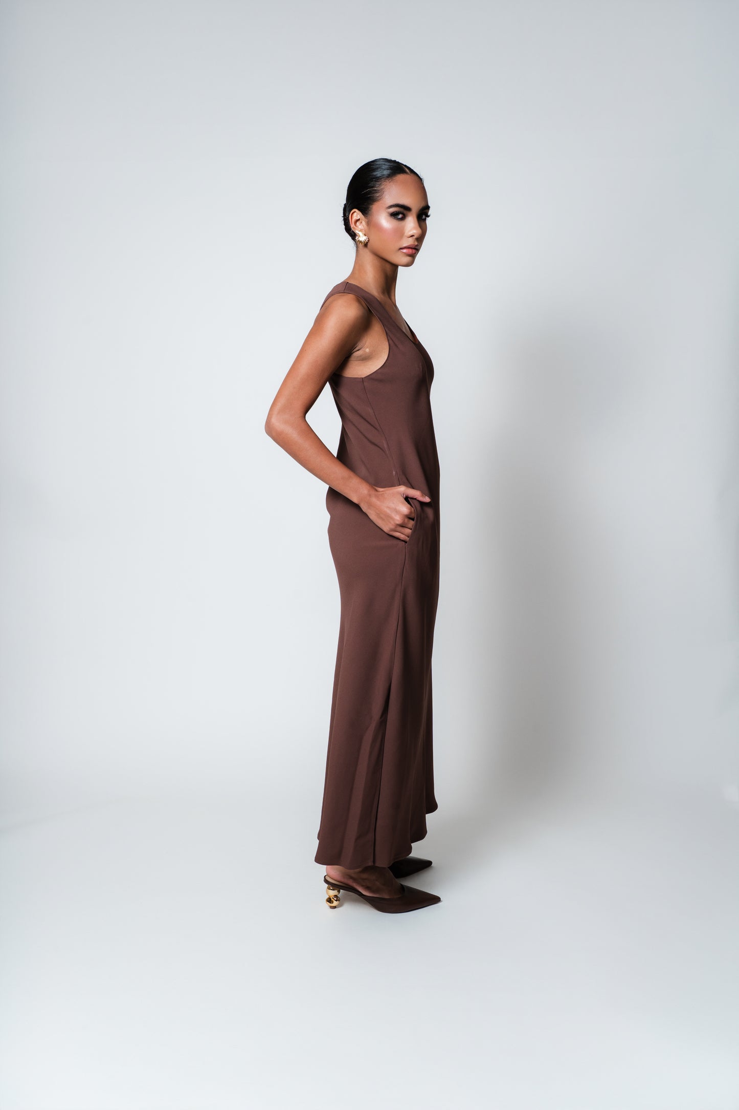 VESTIDO ESSENCIALS CREPE