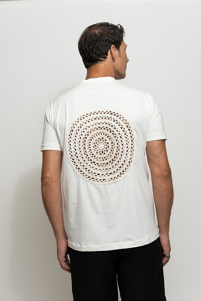 T-SHIRT CROCHÊ PRETA