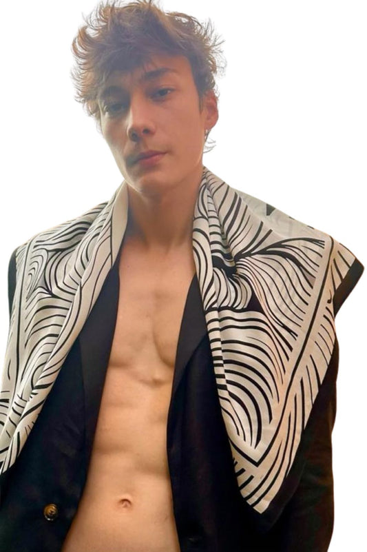 LENÇO CARRÉ SEDA CIRCUNSTANTIA